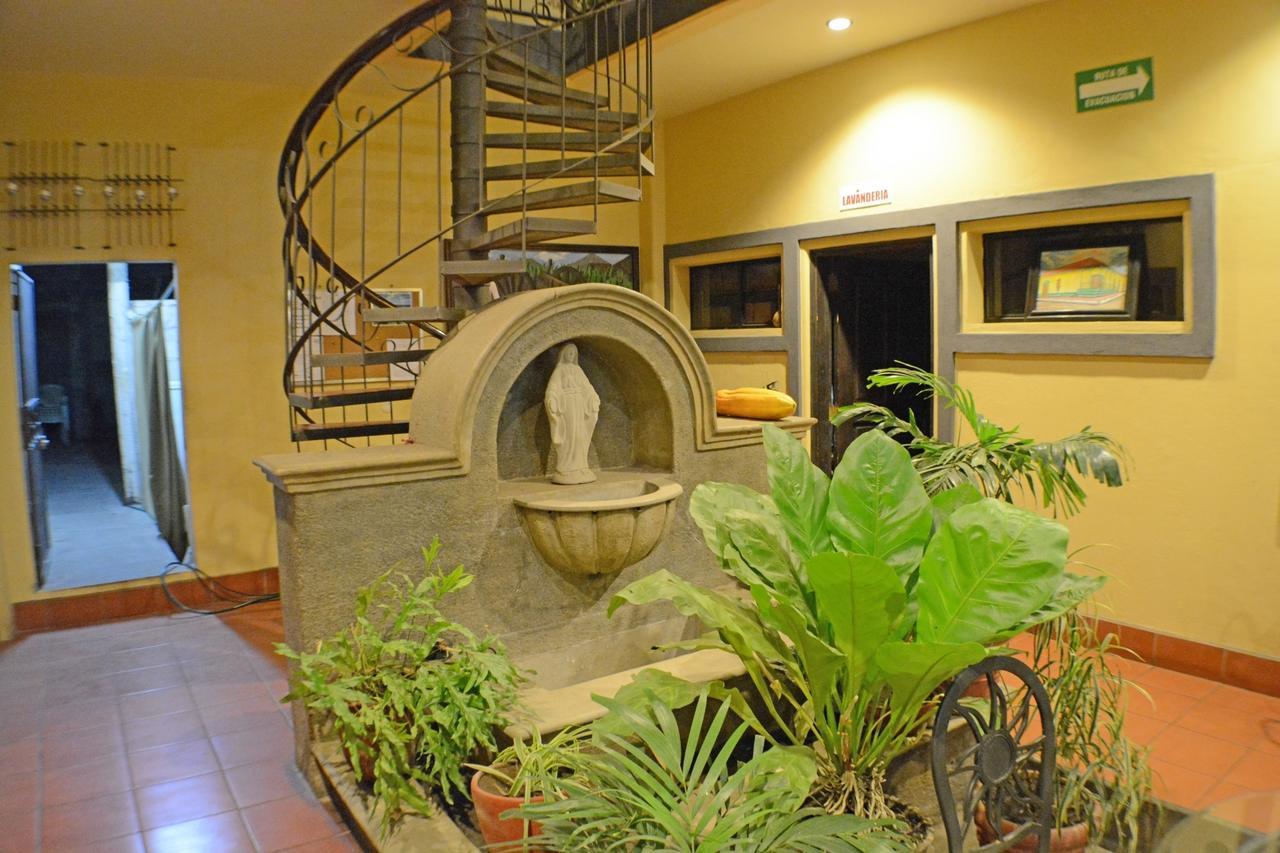 Hotel Los Balcones De Chinandega Bagian luar foto