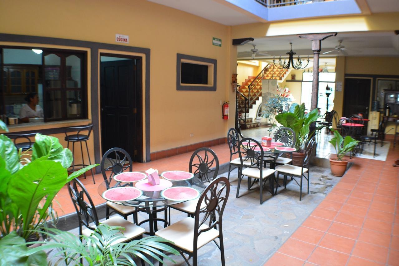 Hotel Los Balcones De Chinandega Bagian luar foto