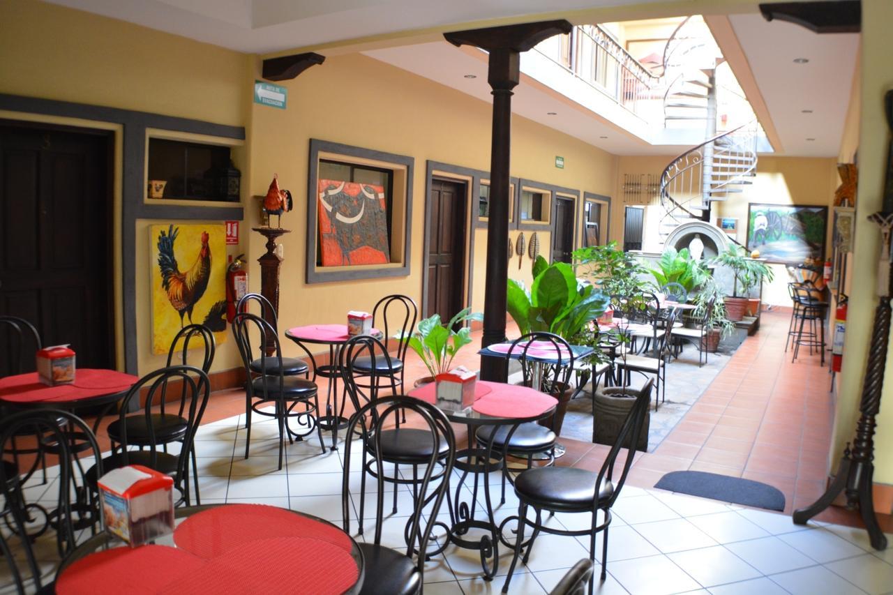 Hotel Los Balcones De Chinandega Bagian luar foto