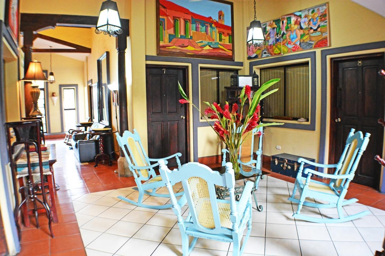 Hotel Los Balcones De Chinandega Bagian luar foto
